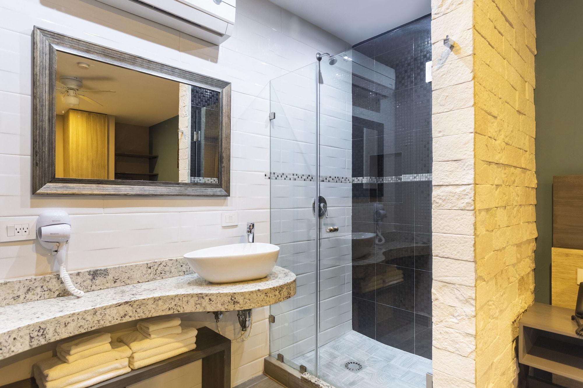 פלאייה דל כרמן Bfh Attraction Deluxe Hotel מראה חיצוני תמונה